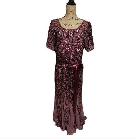 R&M Richards Womens Plus Size Plum Evening Gown Embellished Pleated Dress 22 16 - Picture 3 of 10
